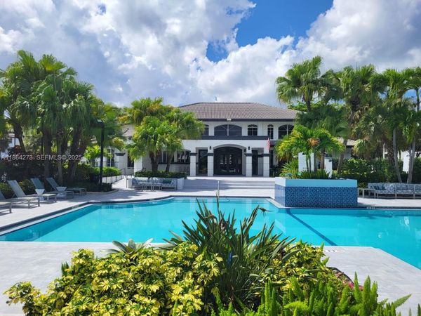 4555 NW 99th Ave, Unit 103, Doral, FL 33178