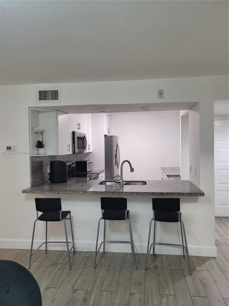 4555 NW 99th Ave, Unit 103, Doral, FL 33178 Photo