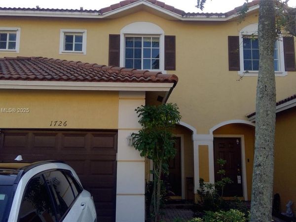 1726 SW 81st Ter, North Lauderdale, FL 33068