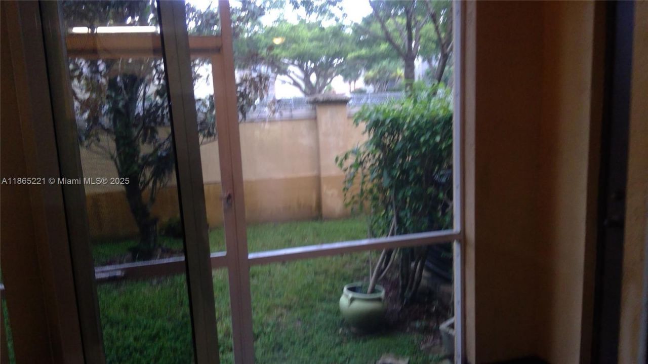 1726 SW 81st Ter, North Lauderdale, FL 33068 Photo