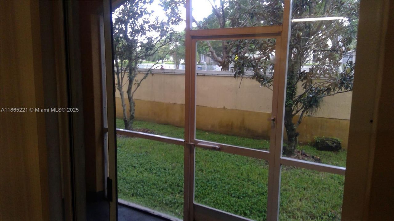 1726 SW 81st Ter, North Lauderdale, FL 33068 Photo