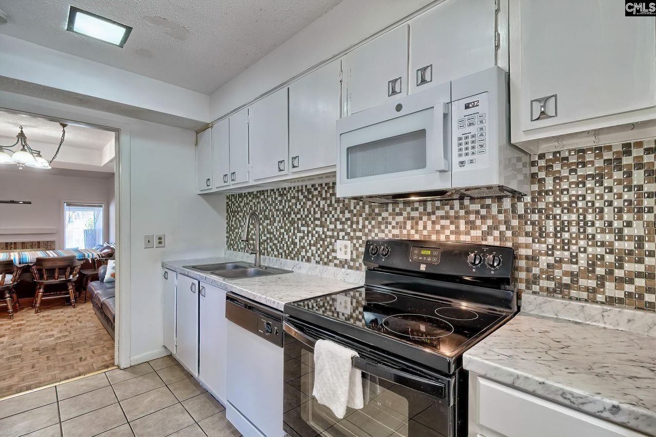 11 Royalgate Drive Photo 15