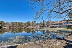 11 Royalgate Drive photo 4