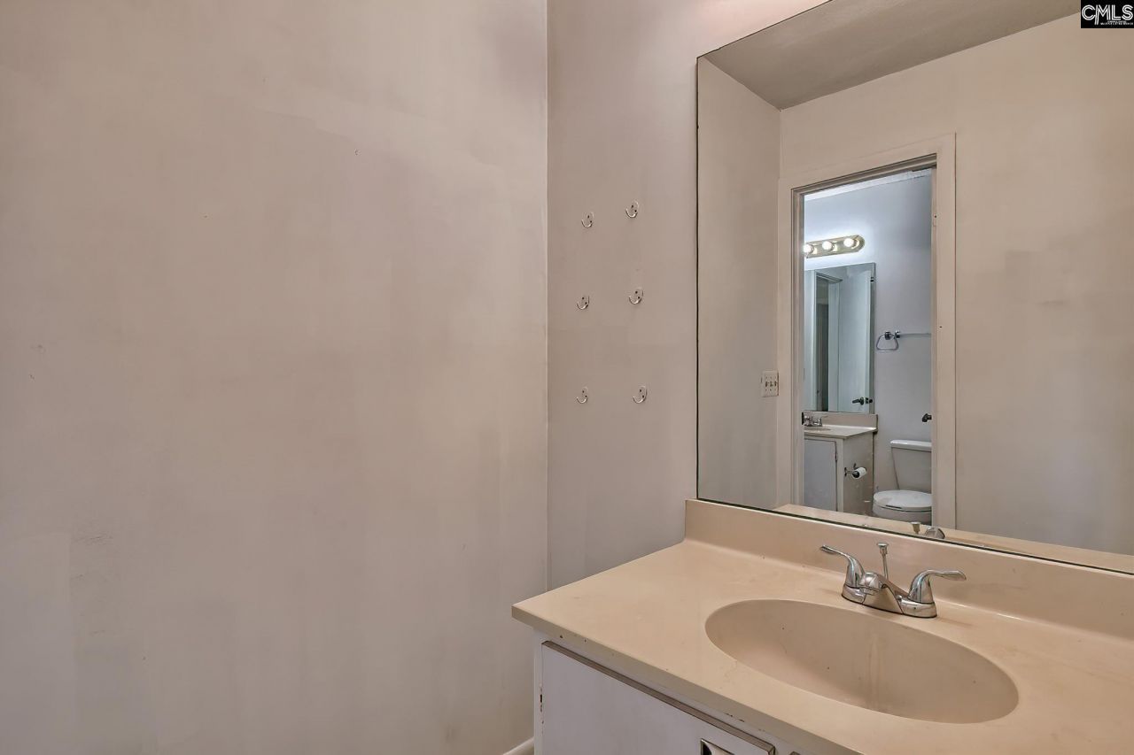 11 Royalgate Drive Photo 21