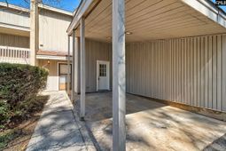 11 Royalgate Drive photo 4