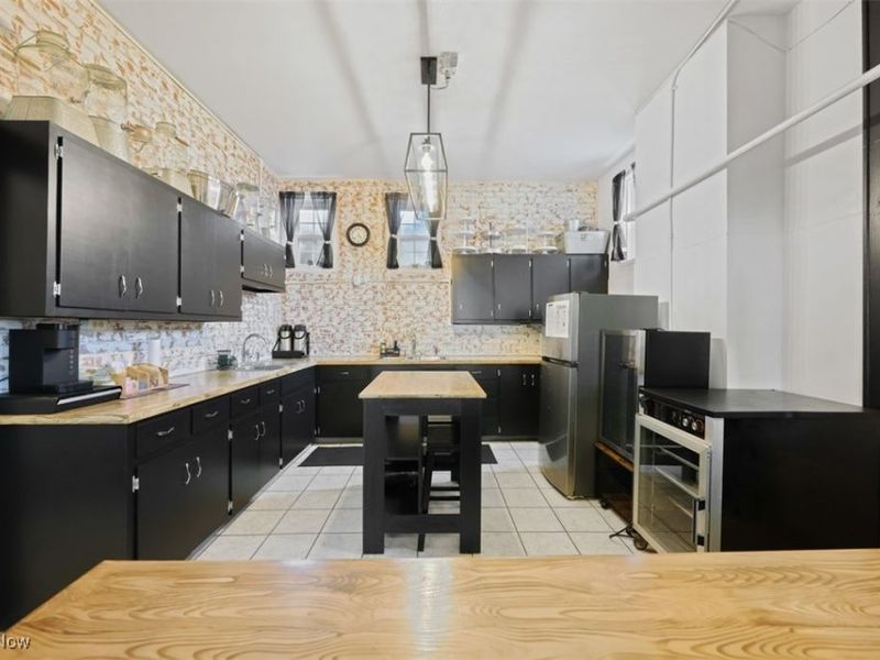 14760 Gaskill Drive NE, Alliance, OH 44601 Photo 5