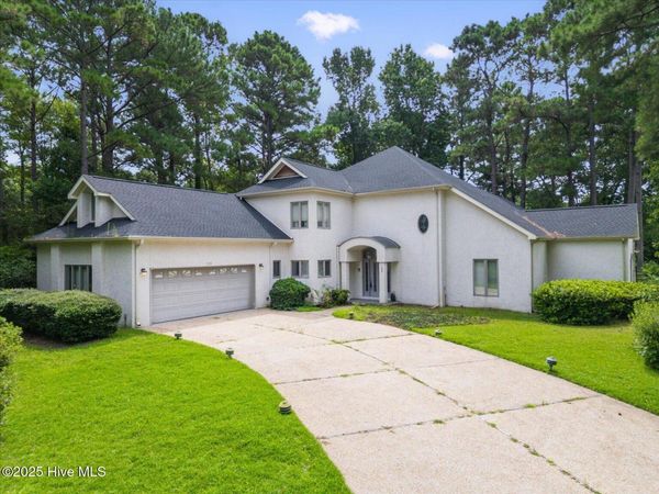 108 Rollingwood Circle, Sneads Ferry, NC 28460