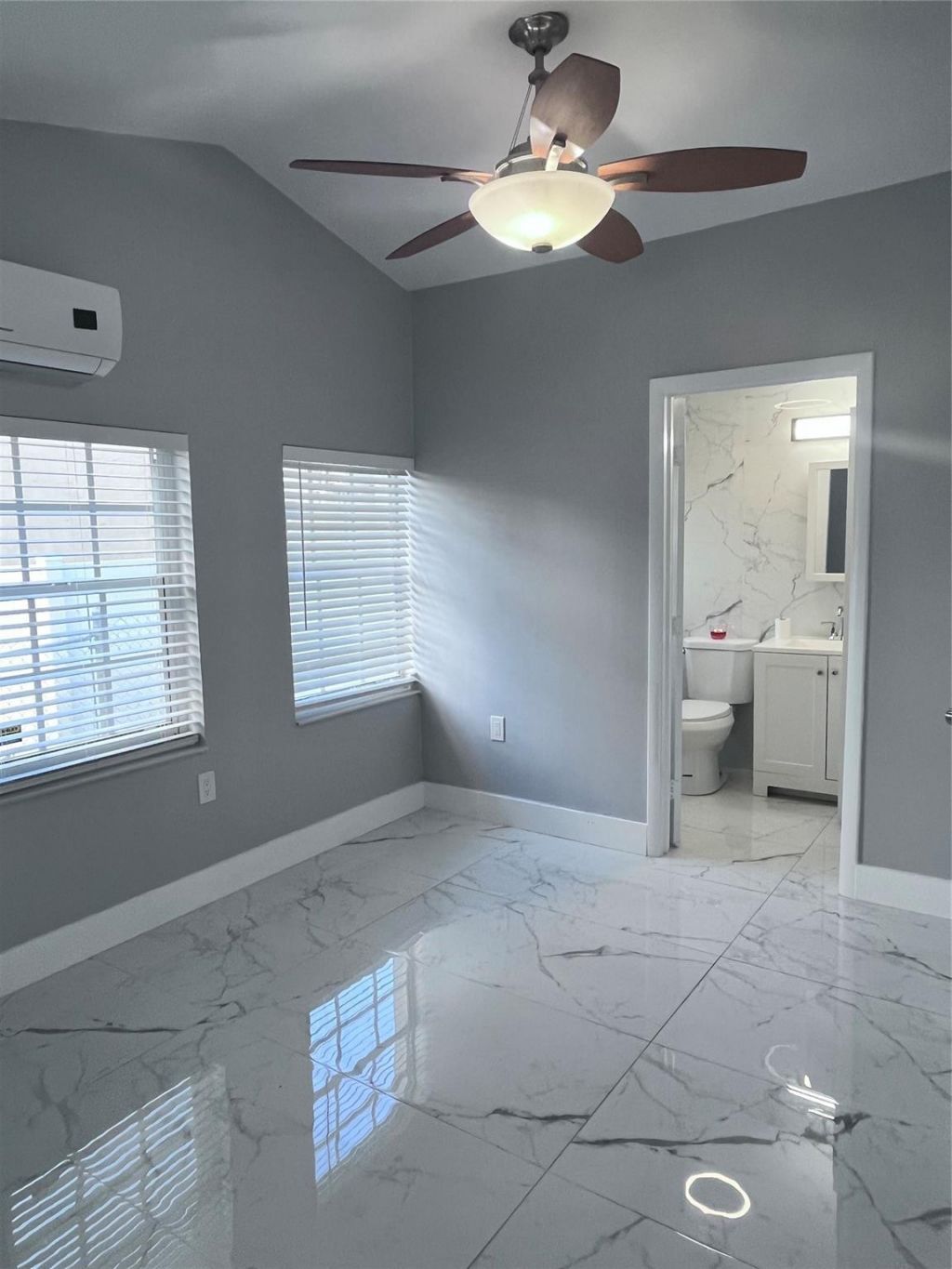 2503 Wiley Street, Hollywood, FL 33020 Photo