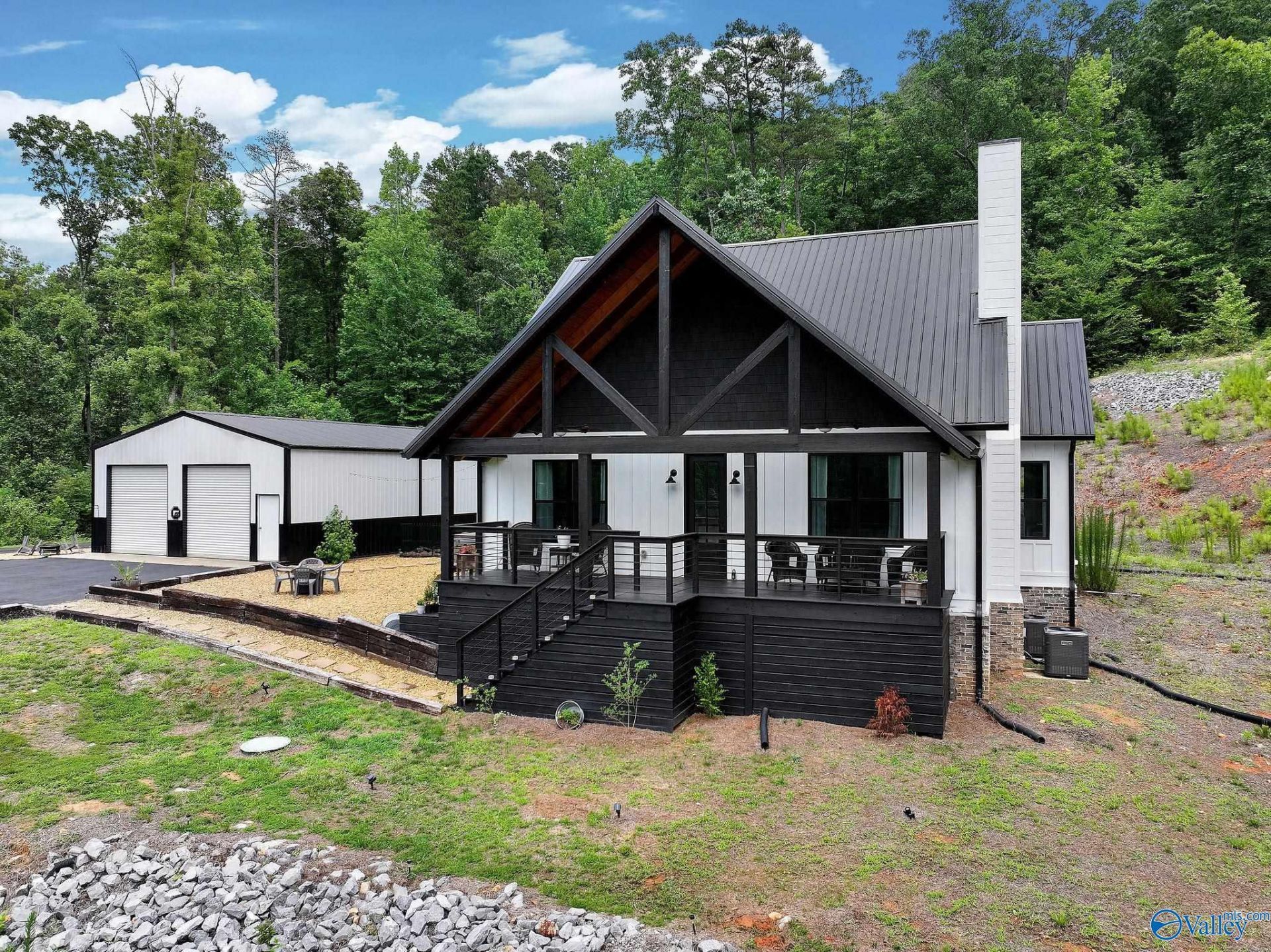 2216 White Elephant Road, Grant, AL 35747 Main Photo
