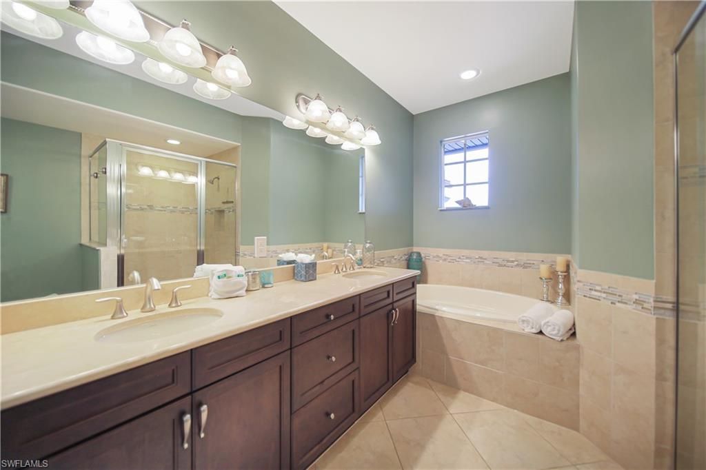 6641 Alden Woods Cir, Unit 201, Naples, FL 34113 Photo