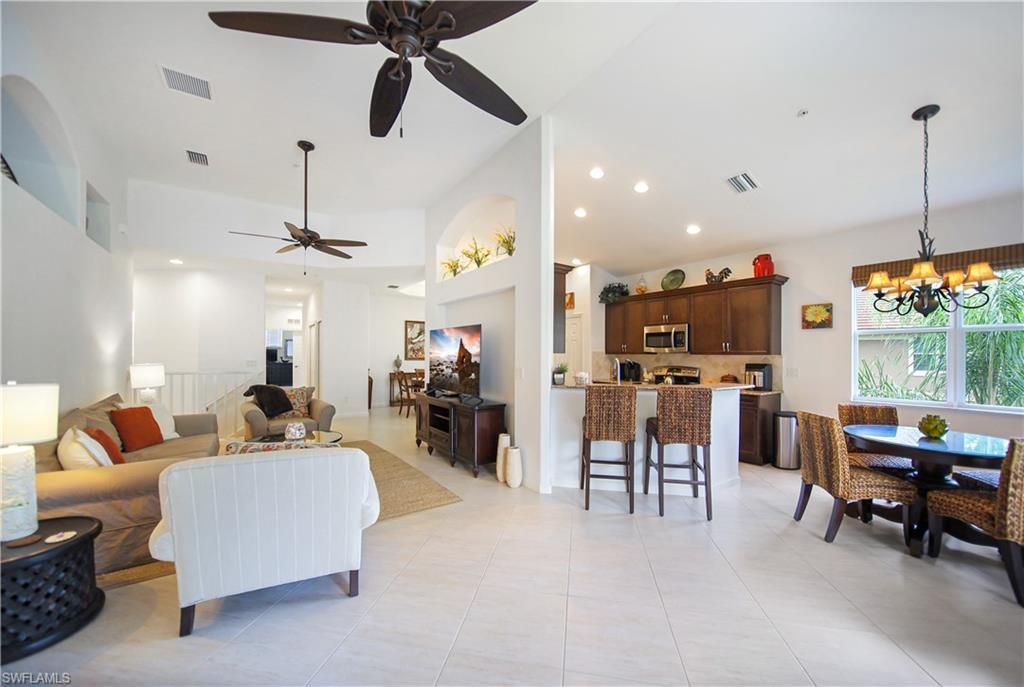 6641 Alden Woods Cir, Unit 201, Naples, FL 34113 Photo