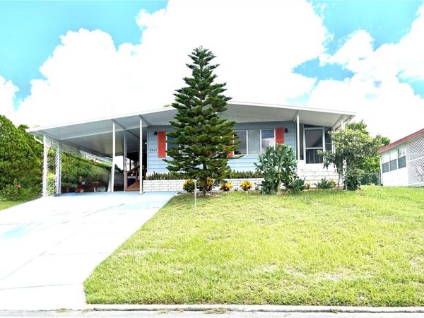 8869 HIGHPOINT BOULEVARD, BROOKSVILLE, FL 34613