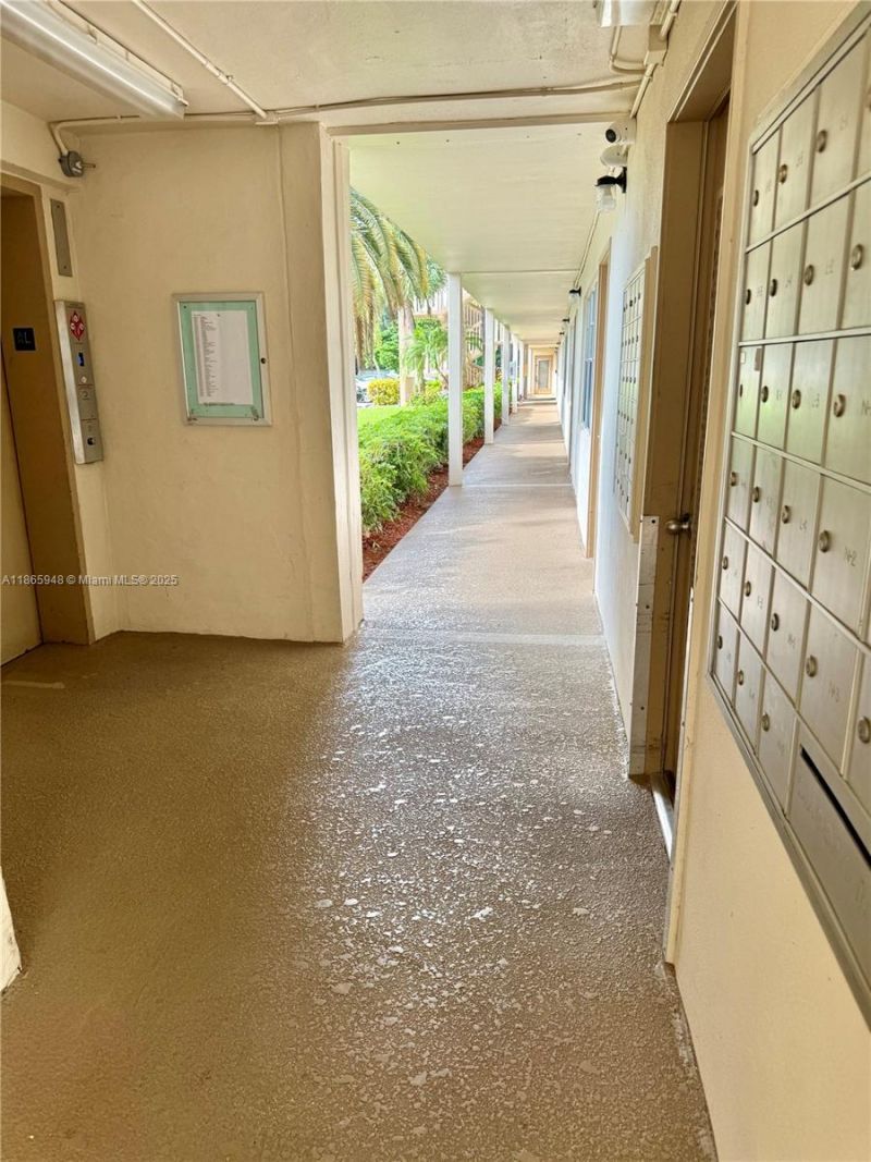 2405 Antigua Cir, Unit M4, Coconut Creek, FL 33066 Photo