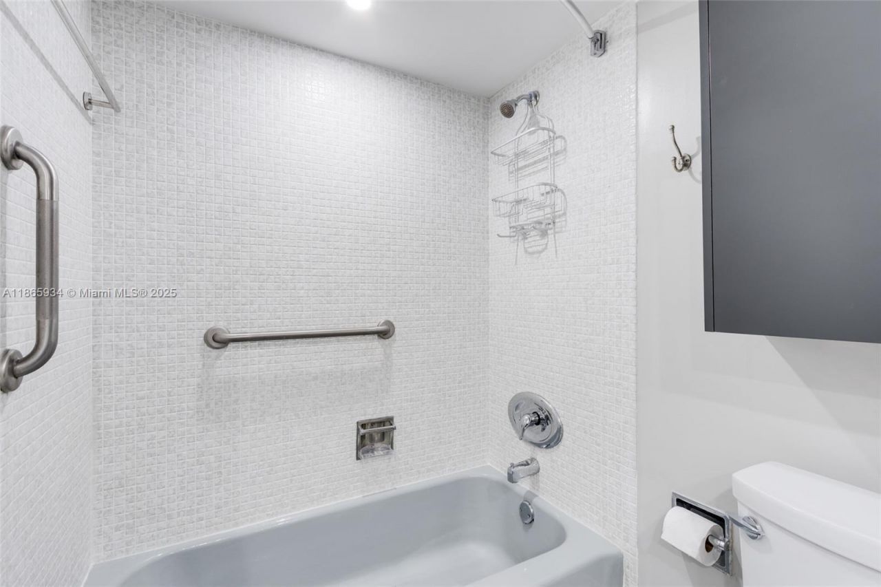 1200 S Ocean Blvd, Unit 17F, Boca Raton, FL 33432 Photo