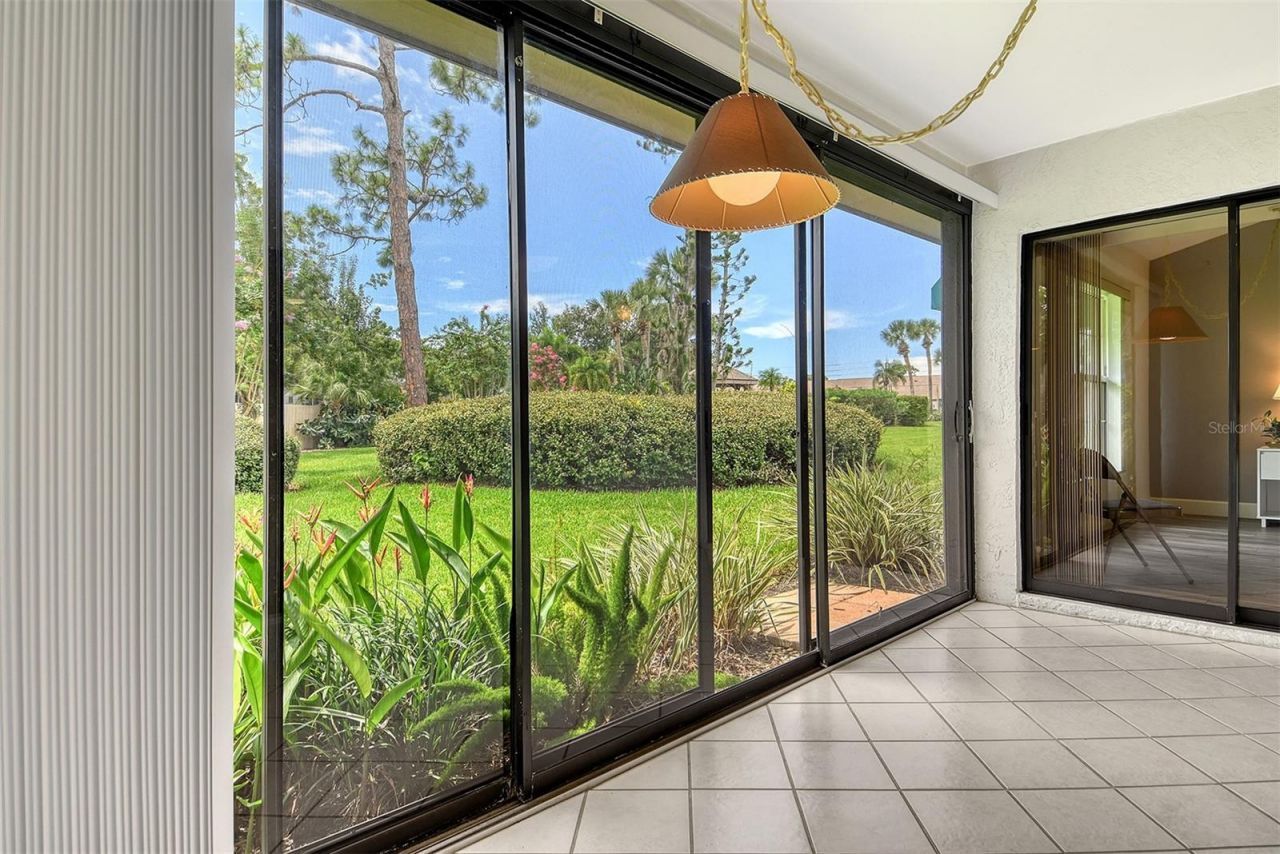 5956 Clubside Drive, Unit 7651, Sarasota, FL 34243 Photo