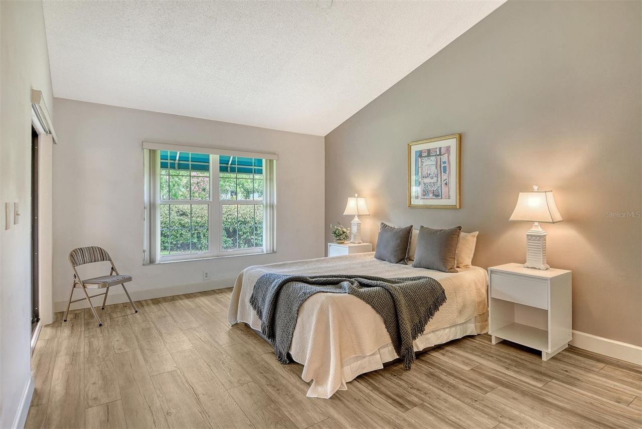 5956 Clubside Drive, Unit 7651, Sarasota, FL 34243 Photo