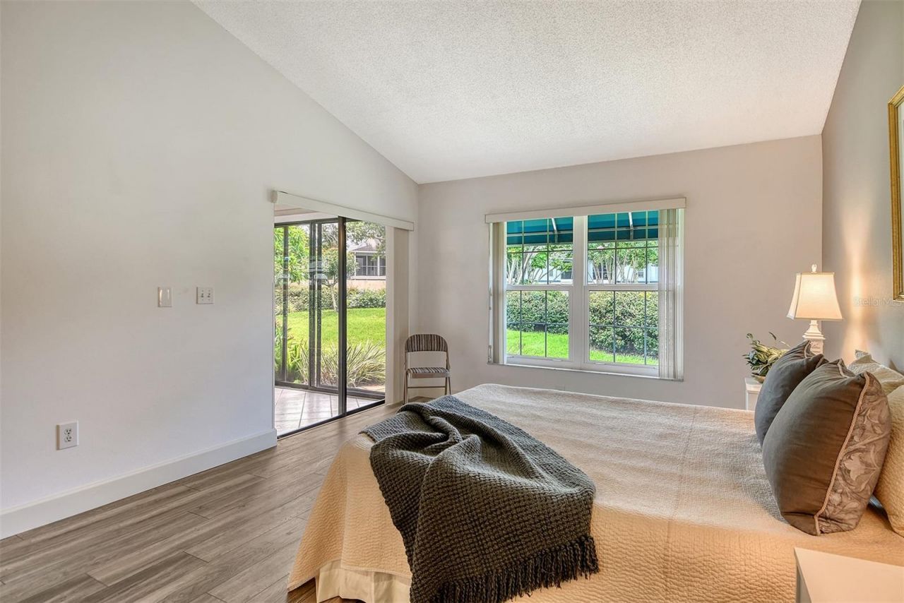 5956 Clubside Drive, Unit 7651, Sarasota, FL 34243 Photo