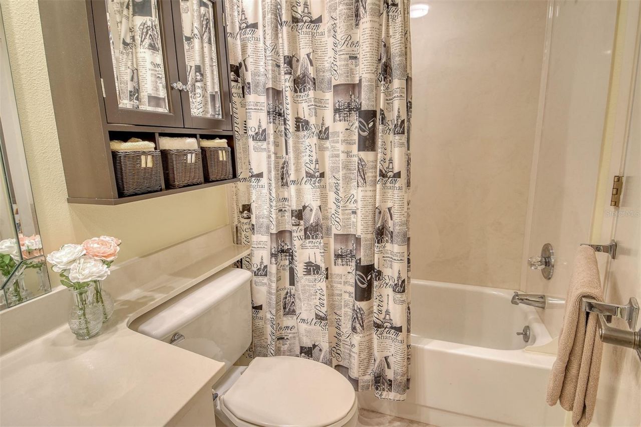 5956 Clubside Drive, Unit 7651, Sarasota, FL 34243 Photo