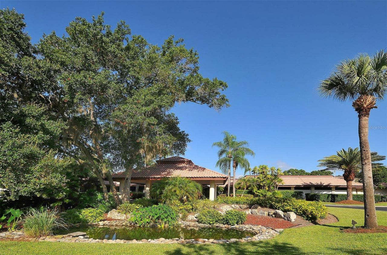 5956 Clubside Drive, Unit 7651, Sarasota, FL 34243 Photo