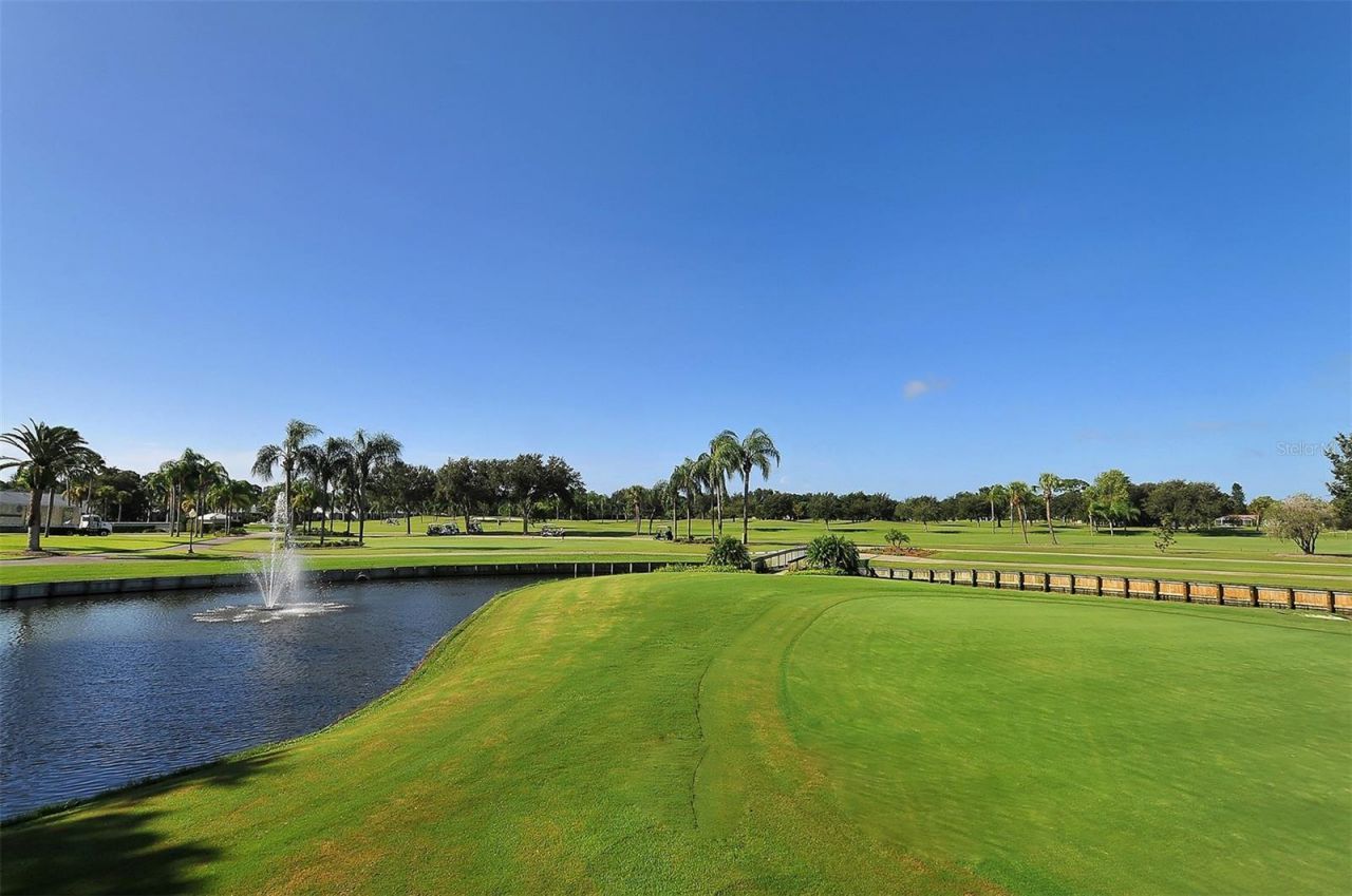 5956 Clubside Drive, Unit 7651, Sarasota, FL 34243 Photo