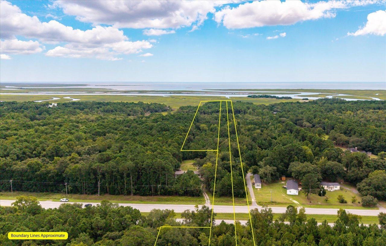 000 N Hwy 17 Photo 11