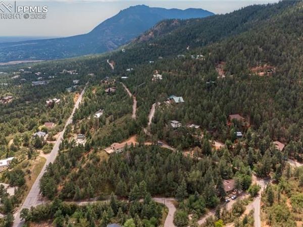 1407 Sunrise Lane, Colorado Springs, CO 80906