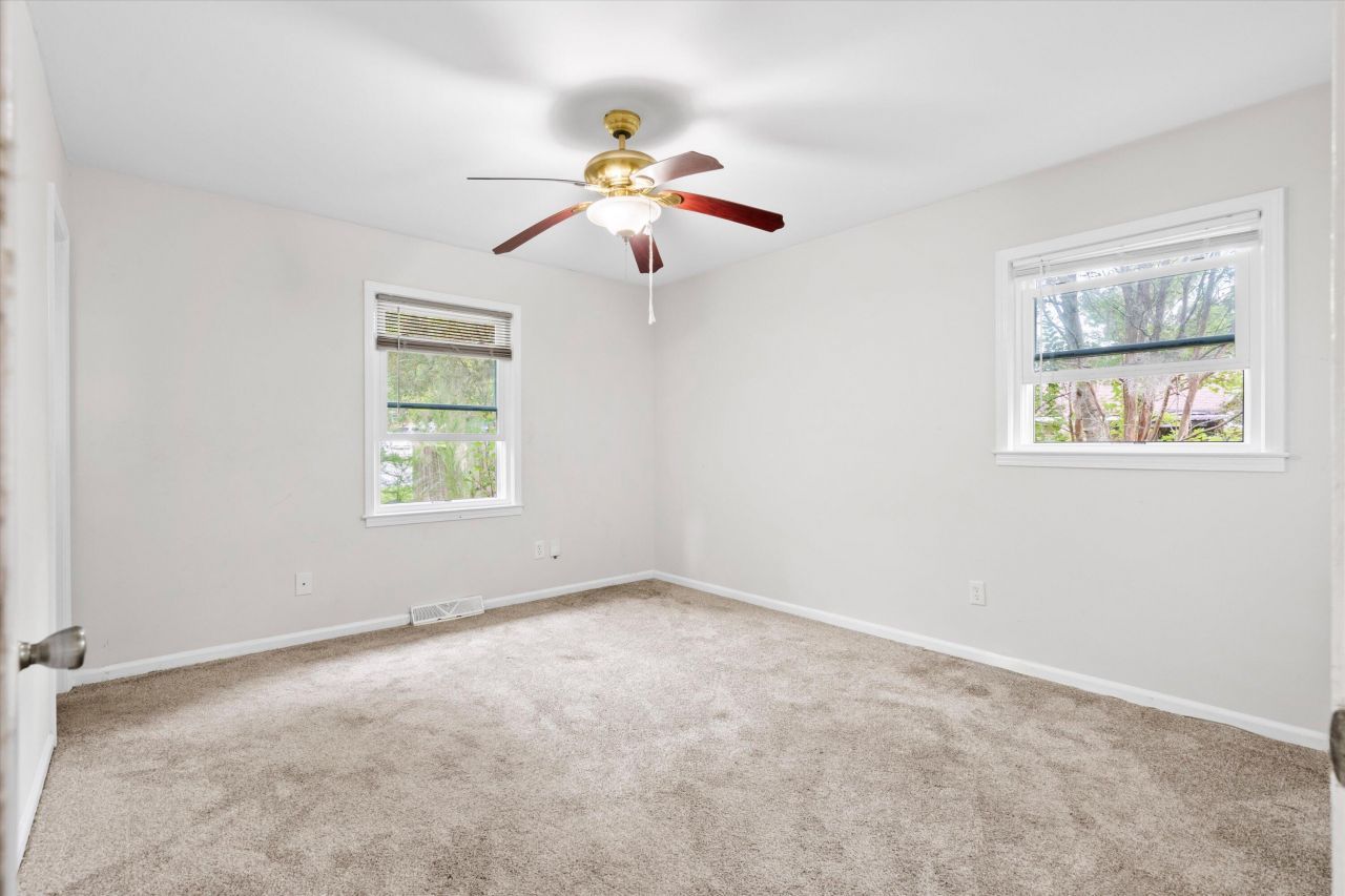 306 Brailsford Boulevard Photo 17