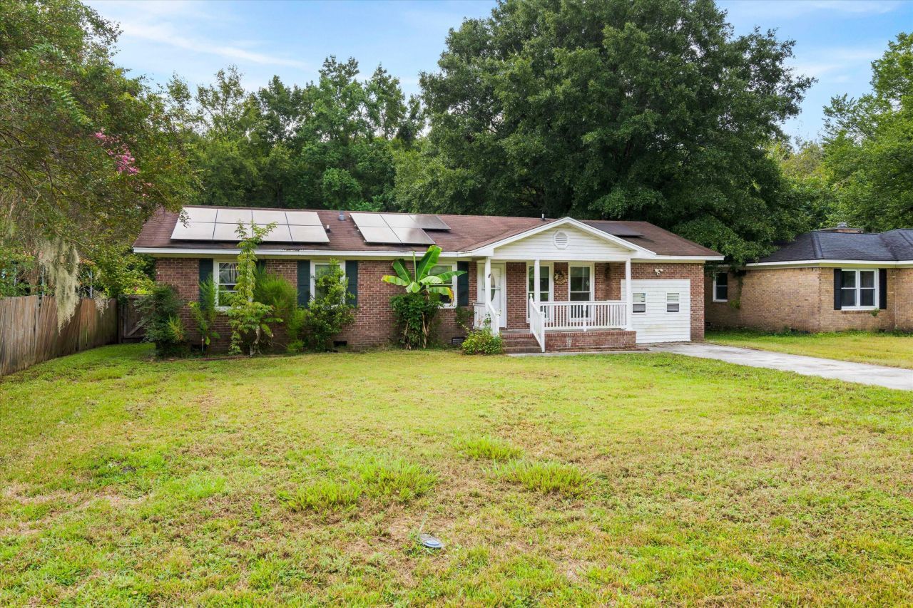 306 Brailsford Boulevard Photo 3