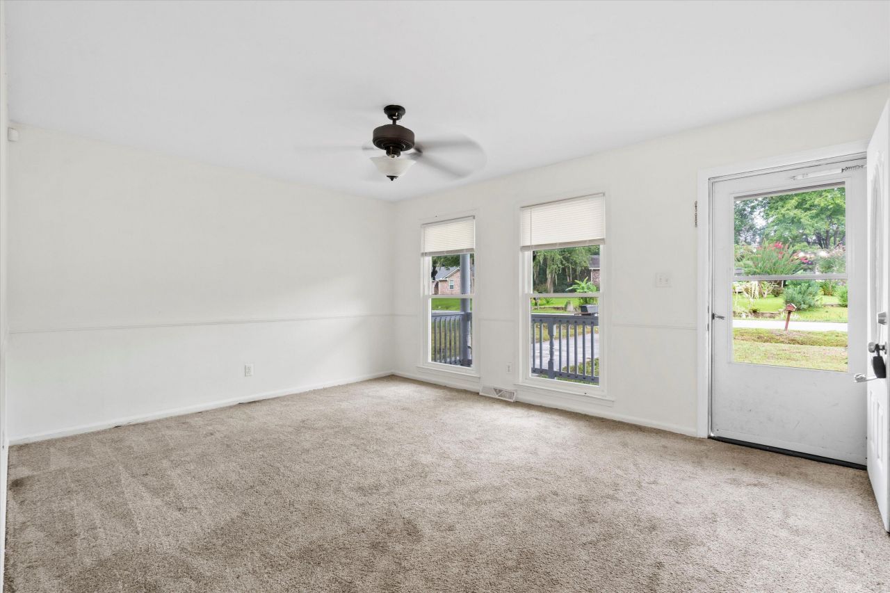 306 Brailsford Boulevard Photo 6