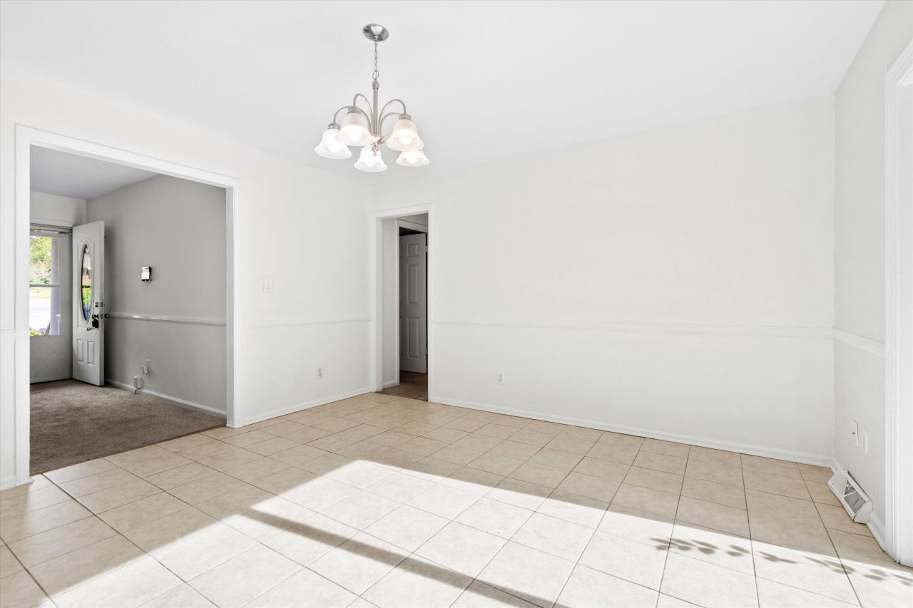 306 Brailsford Boulevard Photo 7