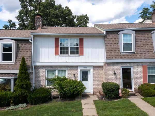 1758 Val Court, Burlington, KY 41005