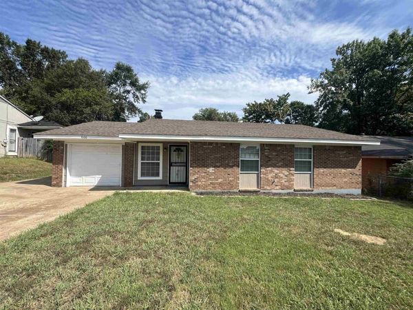 4100 HITCHCOCK DR, Memphis, TN 38128