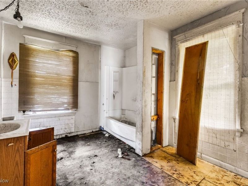 237 Norwood Avenue, Youngstown, OH 44504 Photo 11