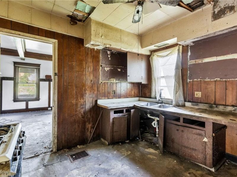 237 Norwood Avenue, Youngstown, OH 44504 Photo 9