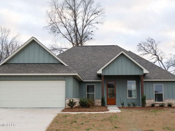 339 Willow Way, Canton, MS 39046