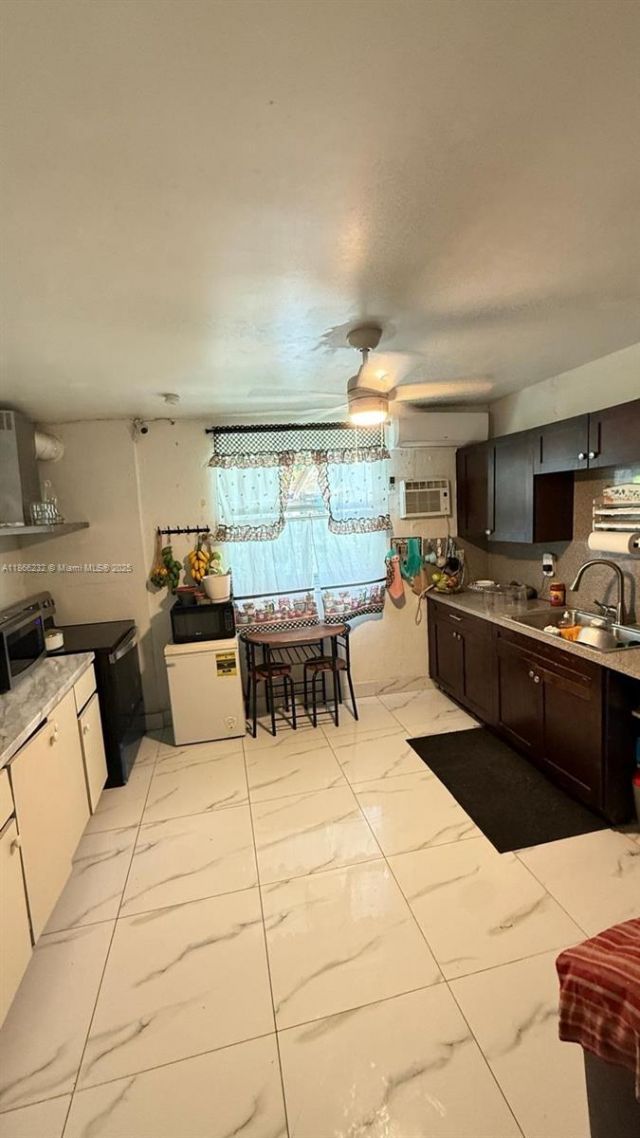 2610 NW 19th Ave, Miami, FL 33142 Photo