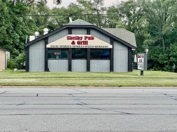 47980 Van Dyke Avenue, Shelby Twp, MI 48317