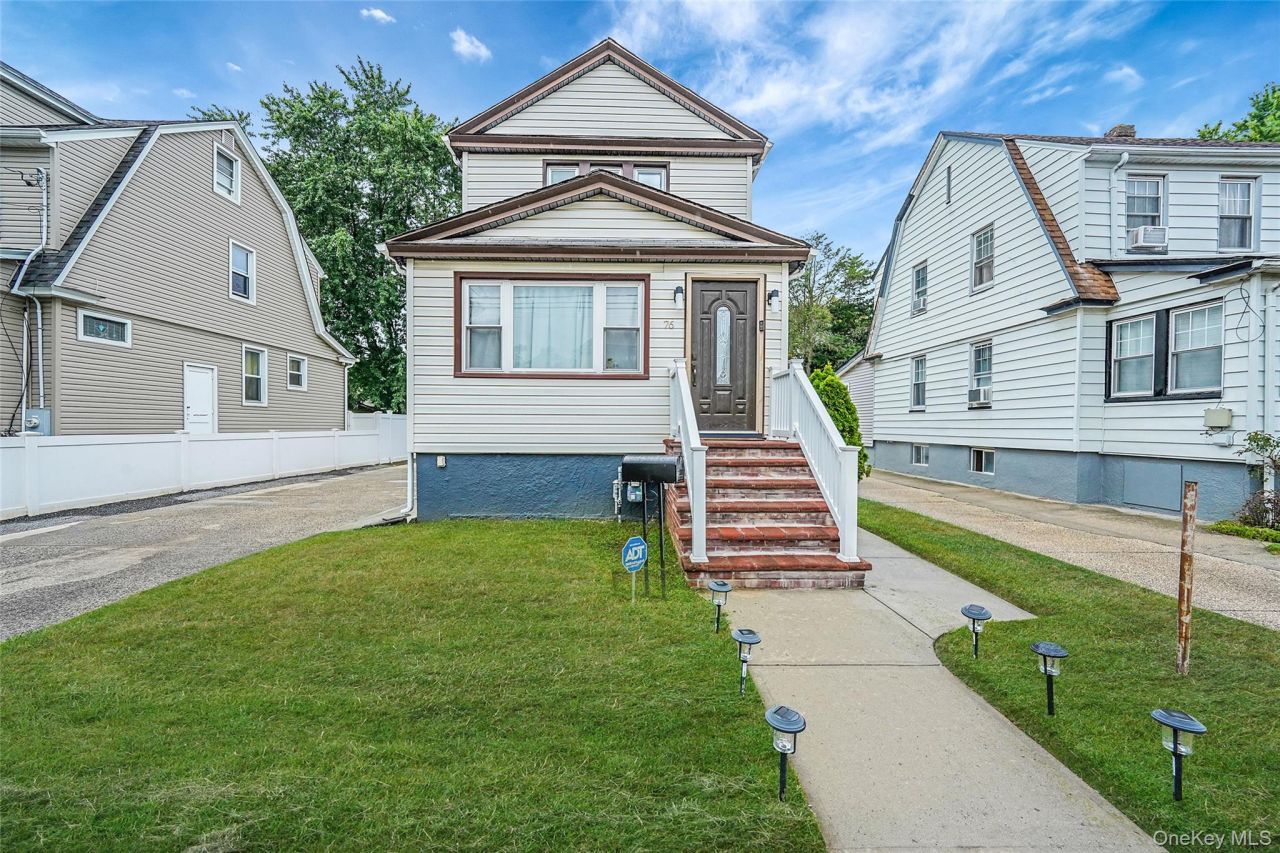 76 Cambridge Street, Valley Stream, NY 11581 Main Photo