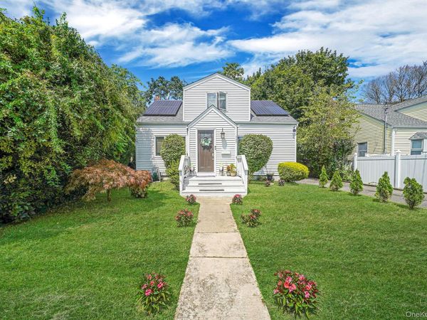 107 E 9th Street, Huntington Station, NY 11746