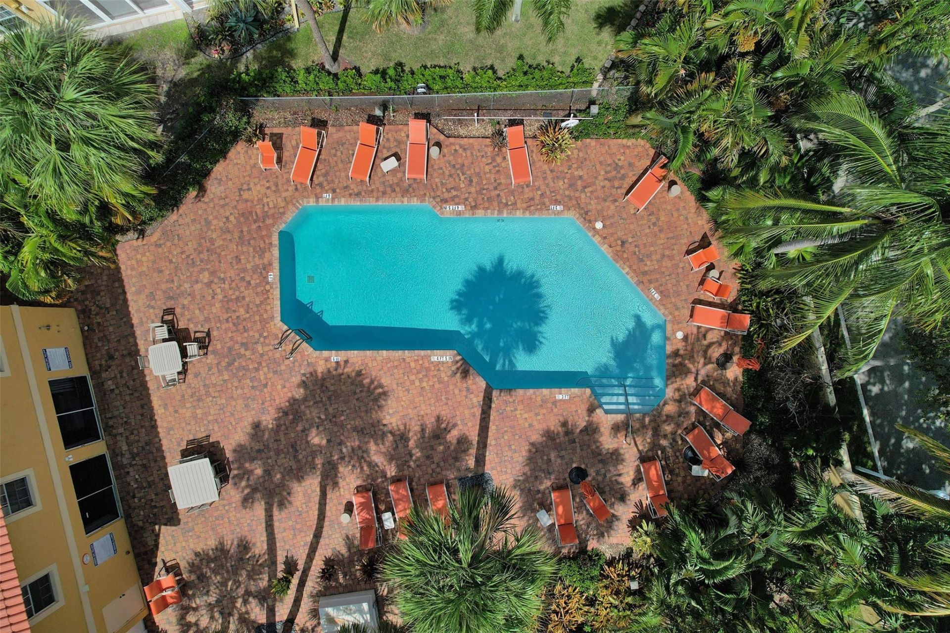 2121 S Ocean Boulevard, Unit 805, Lauderdale by the Sea, FL 33062 Photo