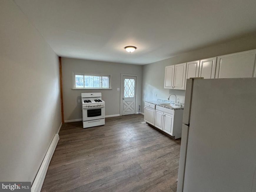 6 S Spruce Street, Mount Carmel, PA 17851 Main Photo