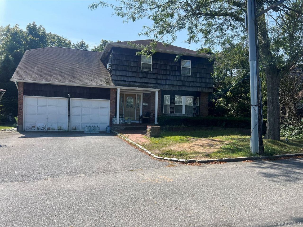 8 Ventana Court Lawrence, NY 11559