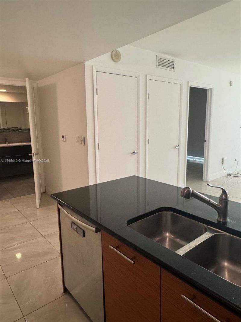 50 Biscayne Blvd, Unit 3405, Miami, FL 33132 Photo