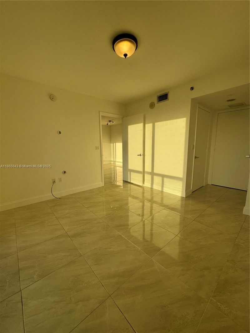 50 Biscayne Blvd, Unit 3405, Miami, FL 33132 Photo