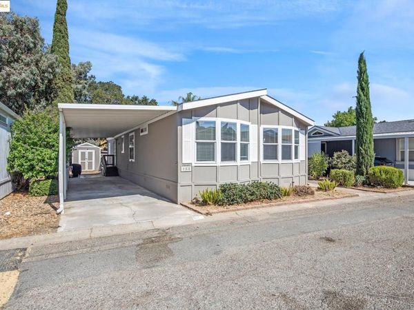 16711 Marsh Creek Rd, Clayton, CA 94517