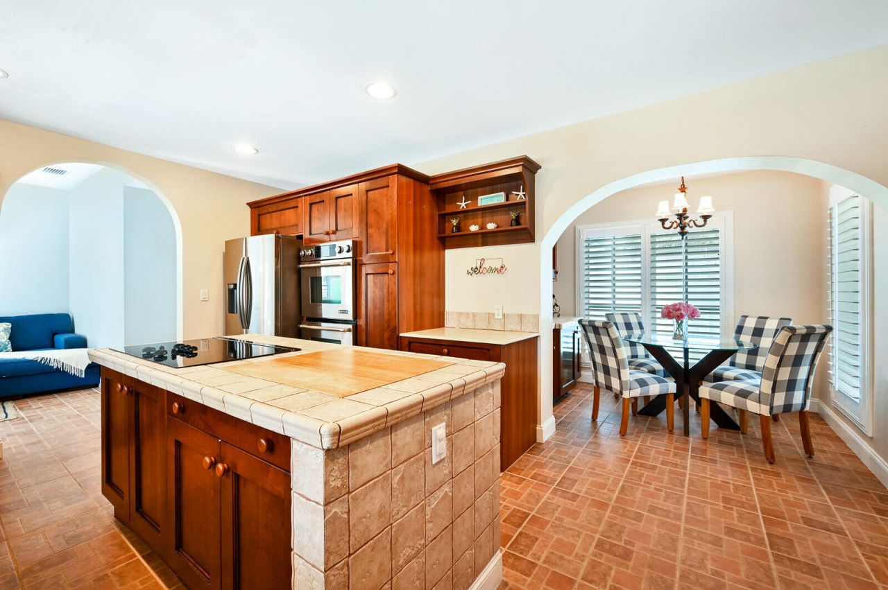 904 SE 12th Street, Deerfield Beach, FL 33441 Photo