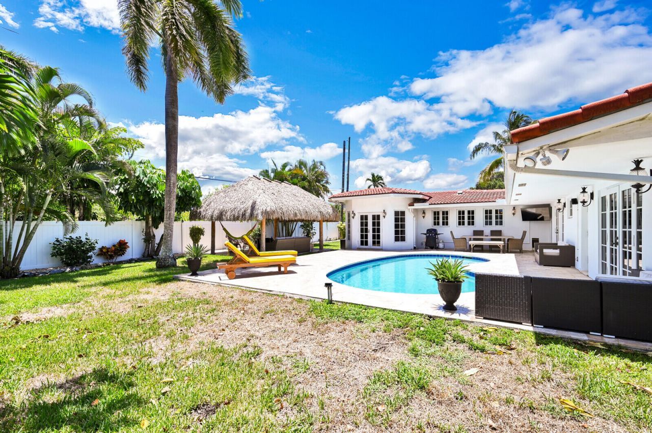 904 SE 12th Street, Deerfield Beach, FL 33441 Photo