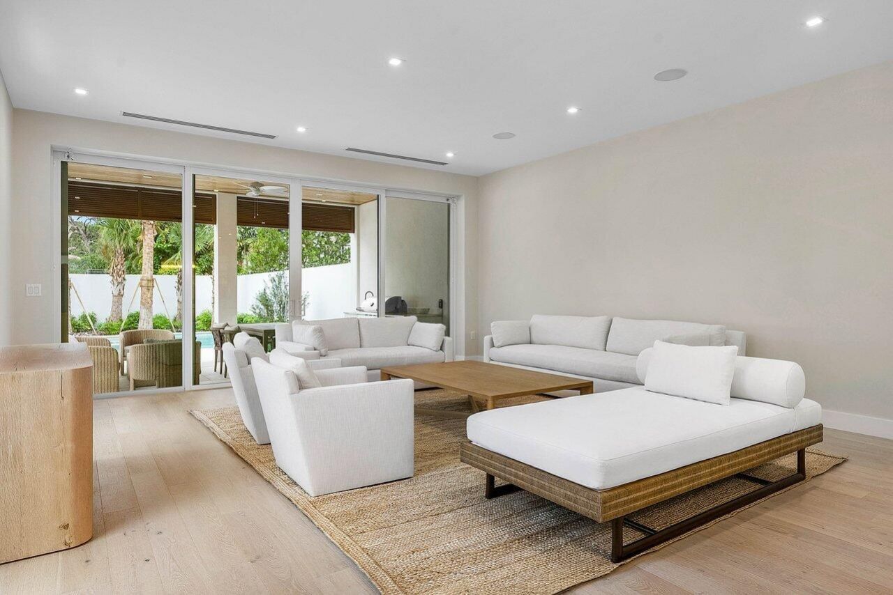 909 Bond Way, Delray Beach, FL 33483 Photo