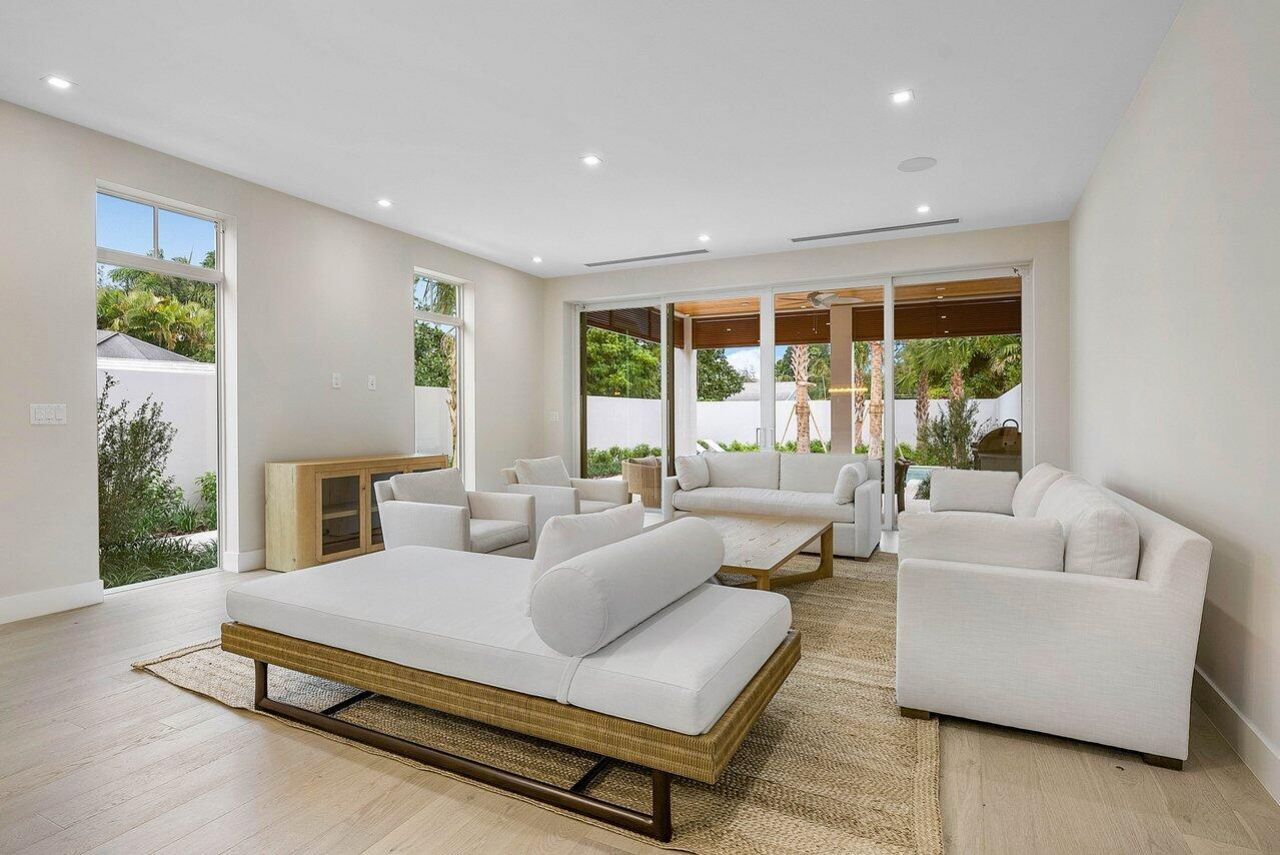 909 Bond Way, Delray Beach, FL 33483 Photo