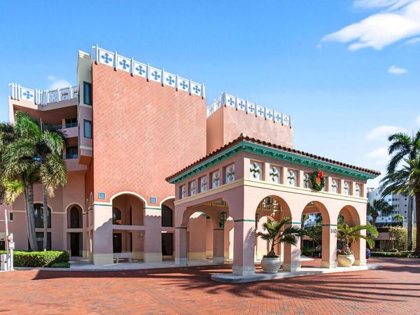 140 SE 5th Avenue, Unit 448, Boca Raton, FL 33432